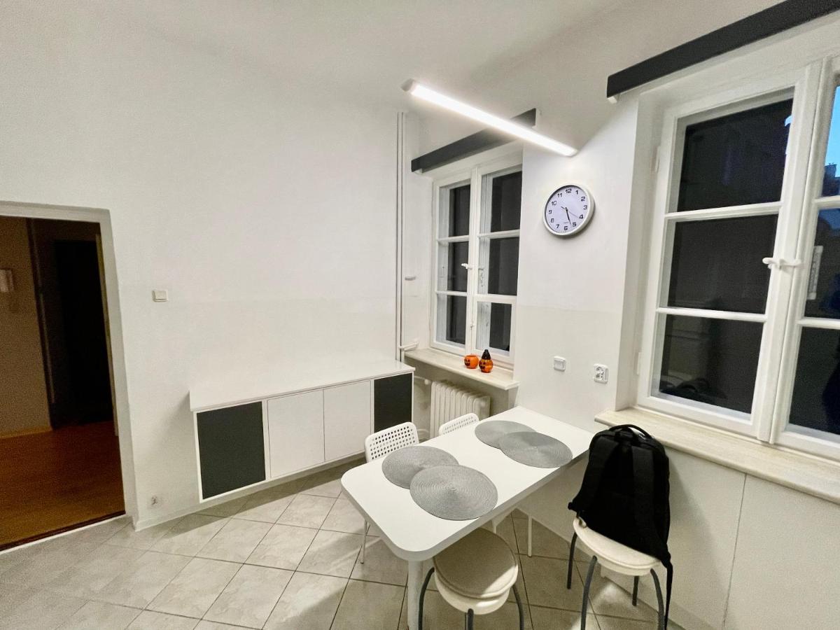 Apartamento Royal 2 Old Town Fast Wifi Netflix Hbo Appletv+ Varsovia Exterior foto