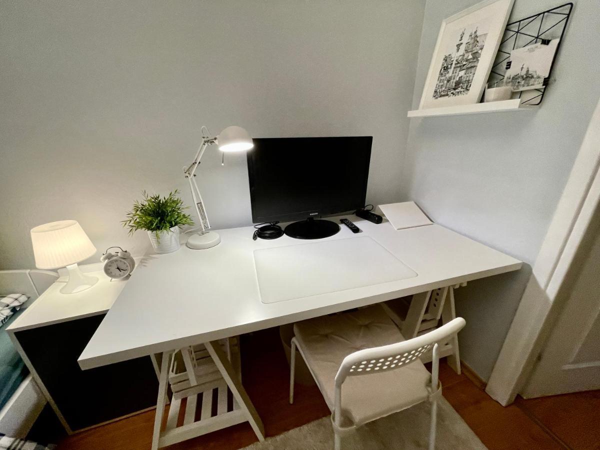 Apartamento Royal 2 Old Town Fast Wifi Netflix Hbo Appletv+ Varsovia Exterior foto