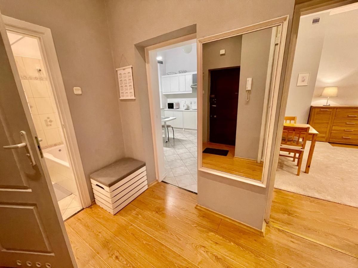 Apartamento Royal 2 Old Town Fast Wifi Netflix Hbo Appletv+ Varsovia Exterior foto