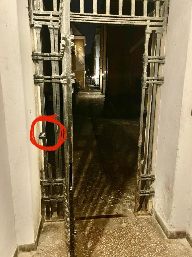 Apartamento Royal 2 Old Town Fast Wifi Netflix Hbo Appletv+ Varsovia Exterior foto
